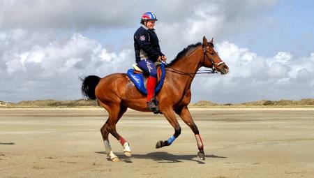 Entrainement sur les plages de Normandie pour Tilara et Farah