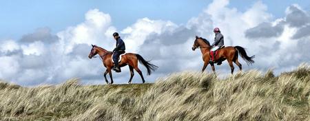 Entrainement sur les plages de Normandie pour Tilara et Farah